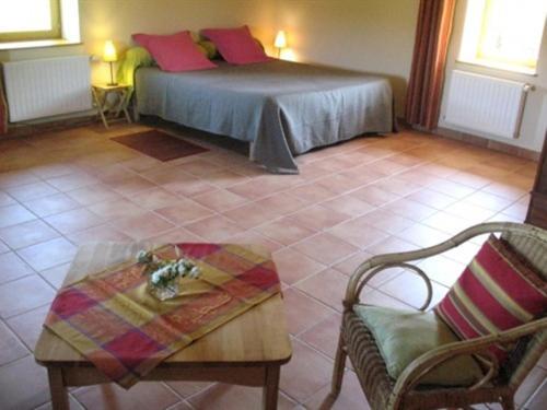 La Ferme Du Chapi Hotel Saint-Laurent-d'Oingt Bilik gambar