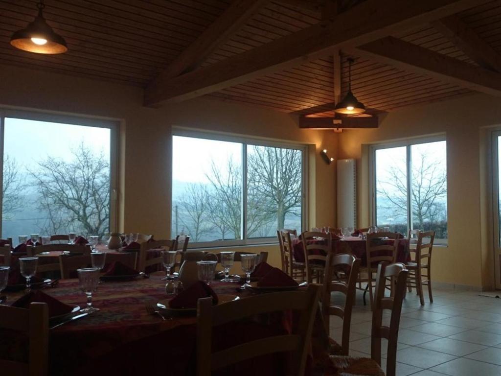 La Ferme Du Chapi Hotel Saint-Laurent-d'Oingt Luaran gambar